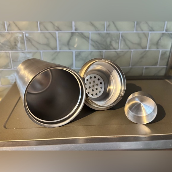 Cocktail Shaker Set - Picture 4 of 6